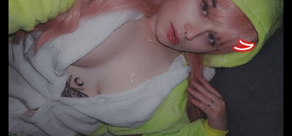 strawberry.baby24 OnlyFans profile picture