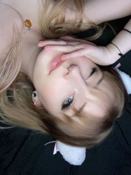 kittenpls333 OnlyFans picture