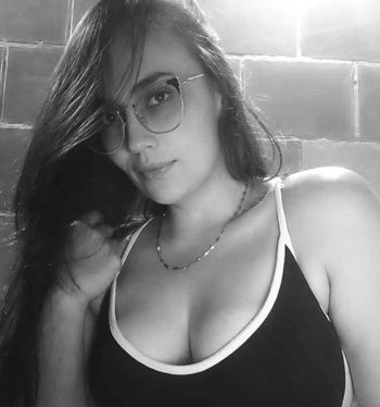 MARY SUAREZ