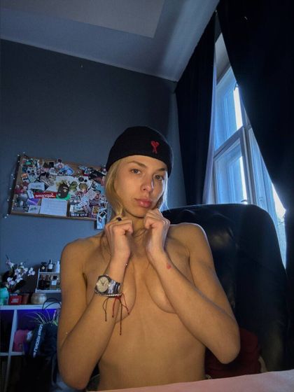 lapetitelily OnlyFans picture