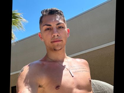 calitwinkk OnlyFans picture