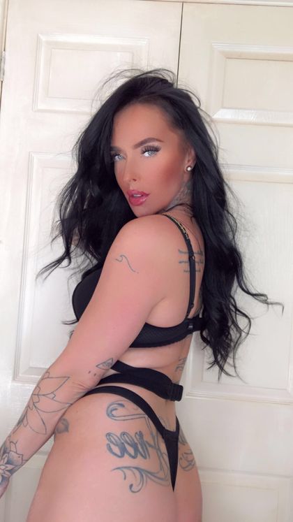 misssblux OnlyFans picture