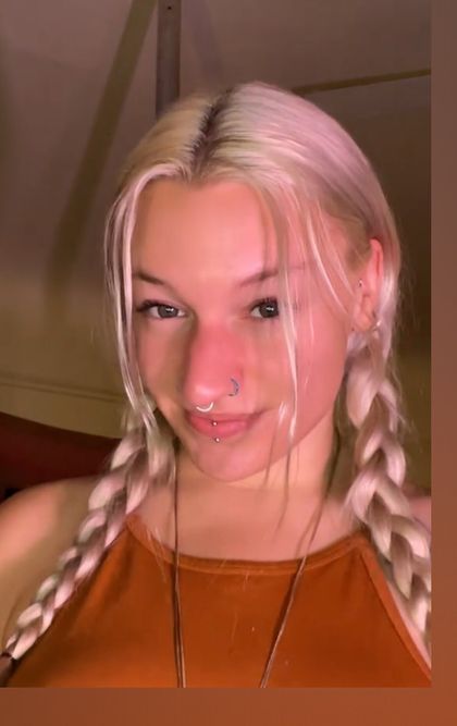 willowxwolfe_free OnlyFans picture
