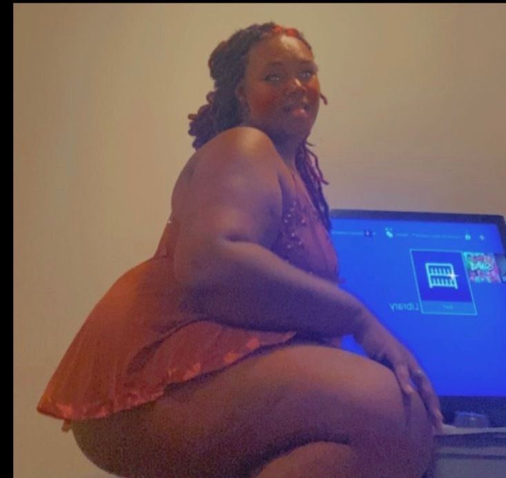 sexyredevette OnlyFans profile picture