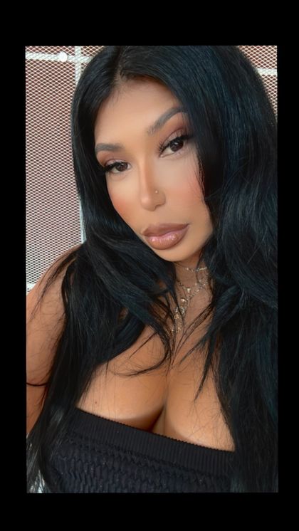 yvonneejayyxoo OnlyFans picture