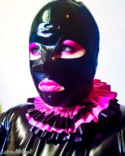 latexaltgurl OnlyFans picture