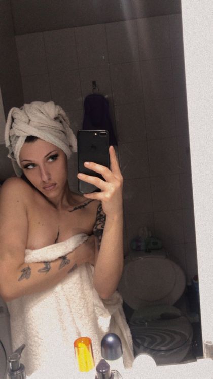 annayourmum OnlyFans picture