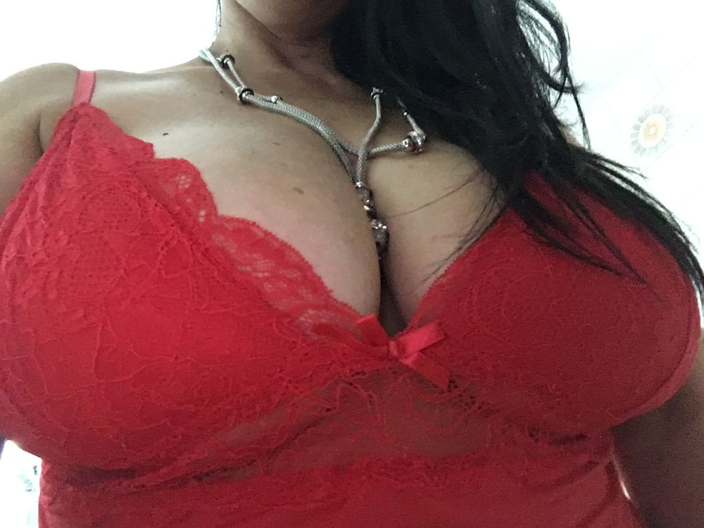 isabelflores2869 OnlyFans profile picture