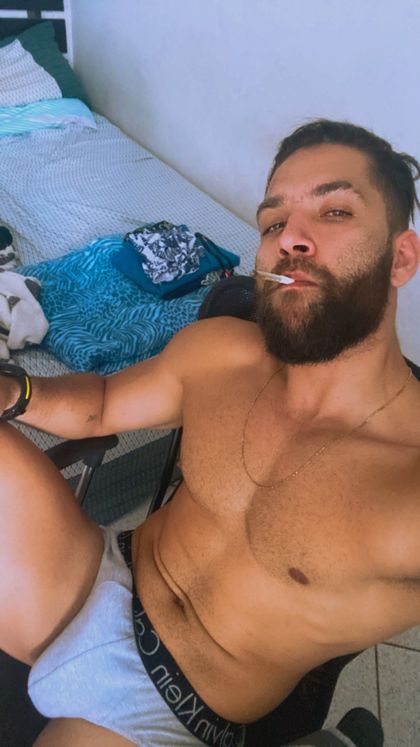 ofcorafamuniz OnlyFans picture
