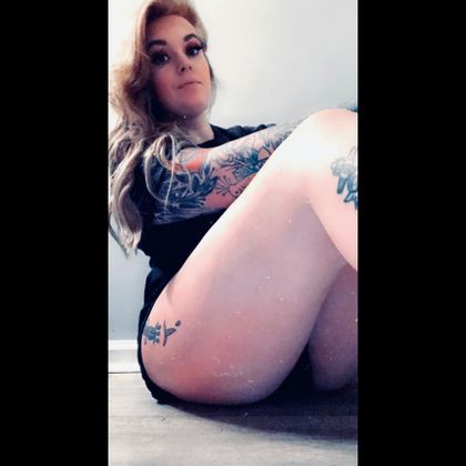 x_queenbee OnlyFans picture