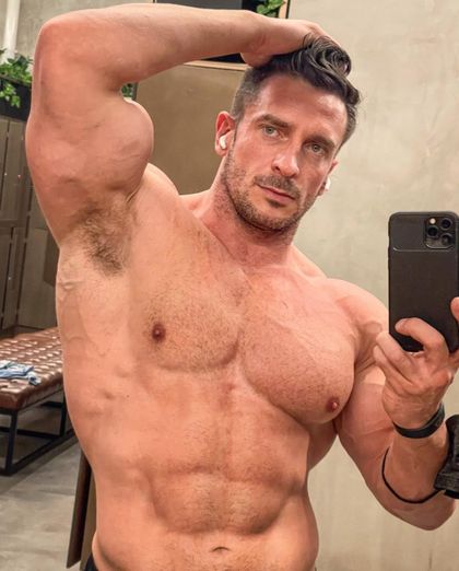 alessandrobuilder OnlyFans picture