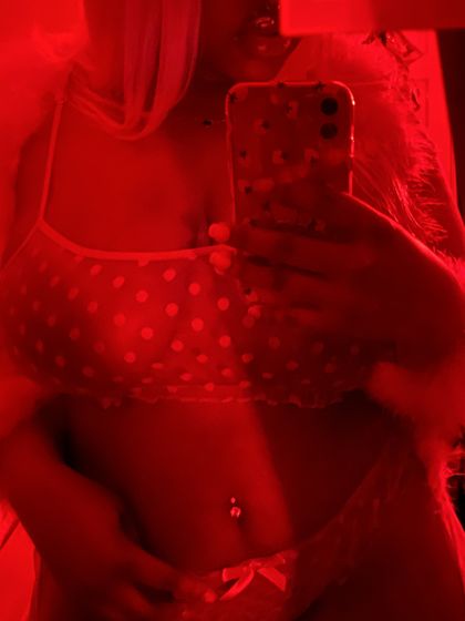 chan3lbarbi3 OnlyFans picture
