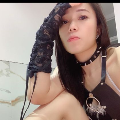 naughty-sophie OnlyFans picture