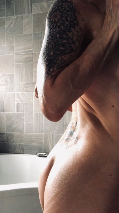 myeroticself OnlyFans picture