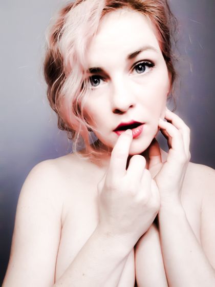 selfportraitsofsomeone OnlyFans picture