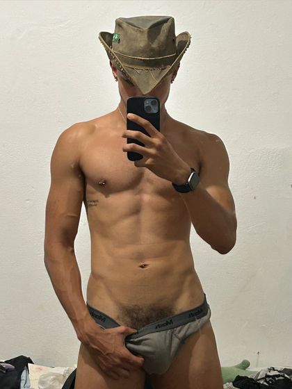 gutoxxxxx OnlyFans picture