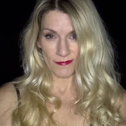 Best Hot Blondebi OnlyFans Accounts | FansMetrics.com