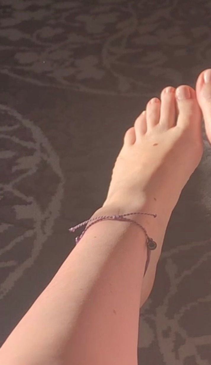 fetishlyfemalefeet OnlyFans profile picture