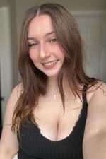 annieholtfree OnlyFans - Free Trial - Photos - Socials | FansMetrics ...
