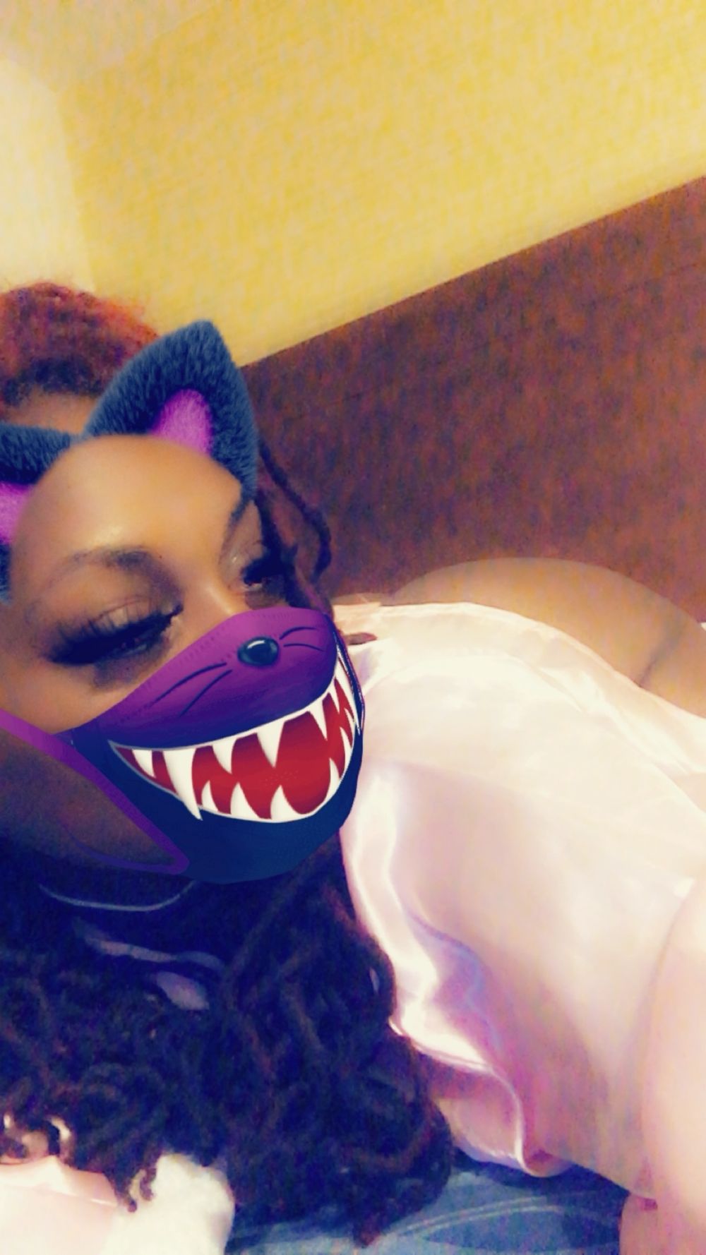 theyenv.yoshii OnlyFans profile picture