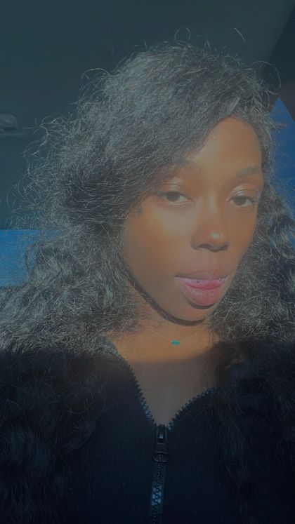 petitelaneyia OnlyFans picture