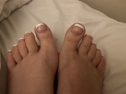 violetfeetglory OnlyFans picture