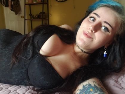 flowersncowardz OnlyFans picture