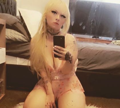 smallthickkittenxx OnlyFans picture