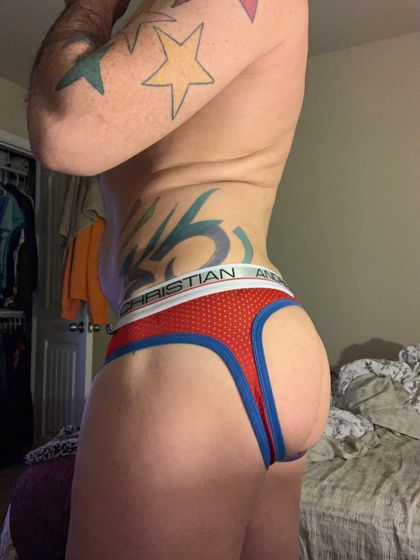 u111877873 OnlyFans picture