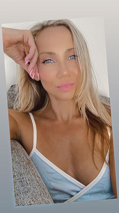 u308085347 OnlyFans picture