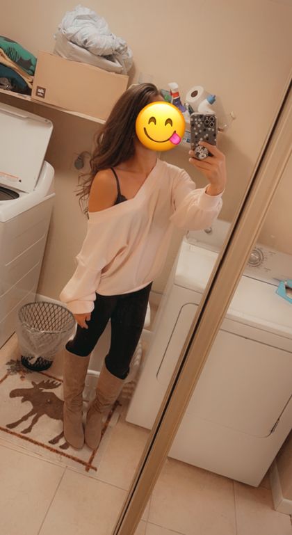 littlebrunette5 OnlyFans picture