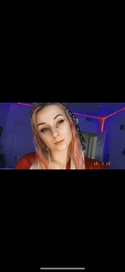 cherryonsloppytoppy OnlyFans picture