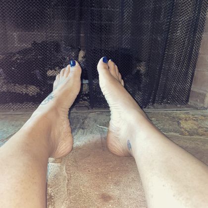 honeytoes29 OnlyFans picture