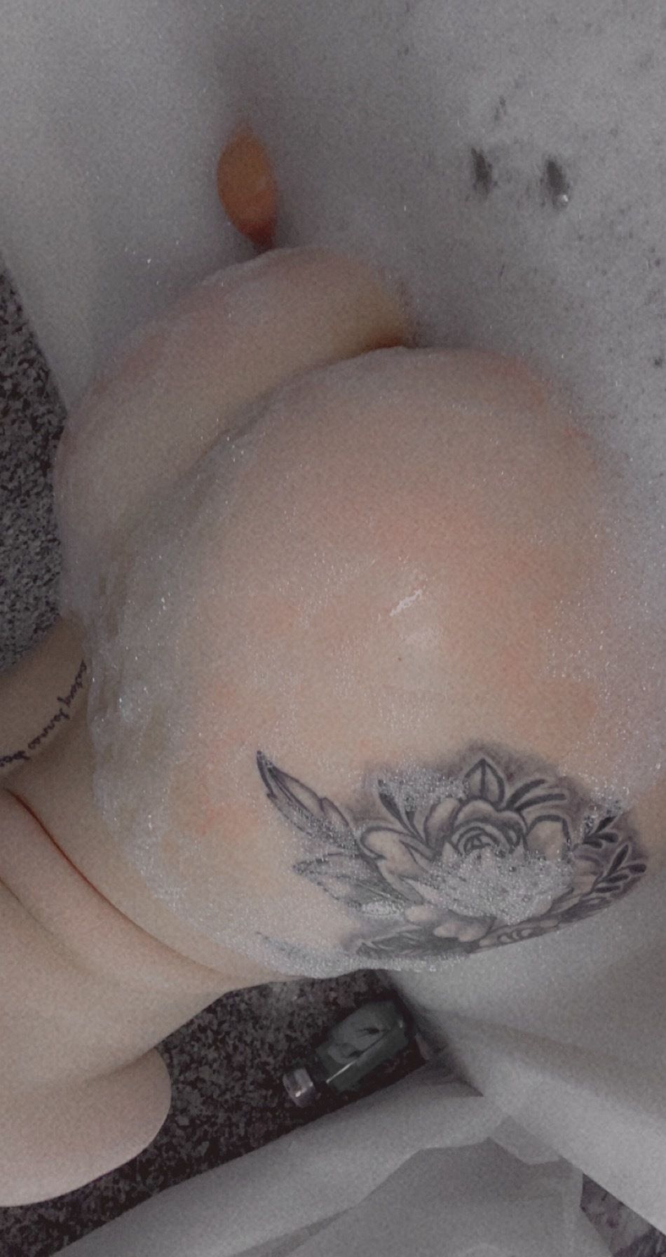 lovelynovocaine OnlyFans profile picture