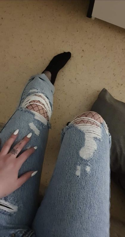 theycallmelate OnlyFans picture