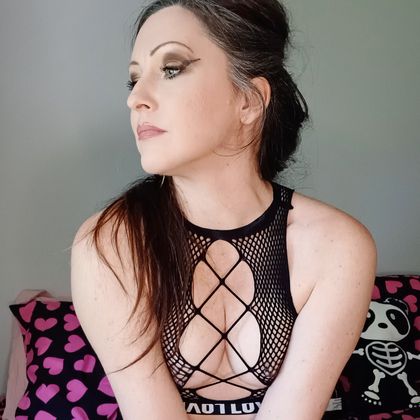 littlegothinheels OnlyFans picture
