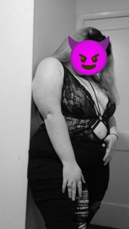 bustyredheadlover OnlyFans picture