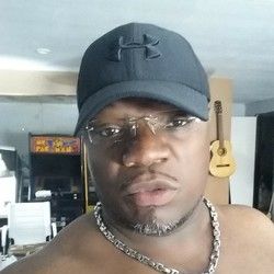 lahotboi OnlyFans picture