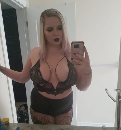 inkedupcurves OnlyFans picture