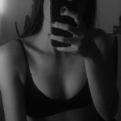 yourqueenemma OnlyFans picture