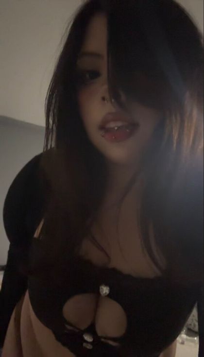 whoislina OnlyFans picture