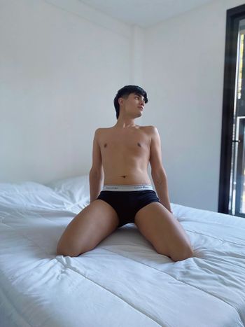 2hotBenja