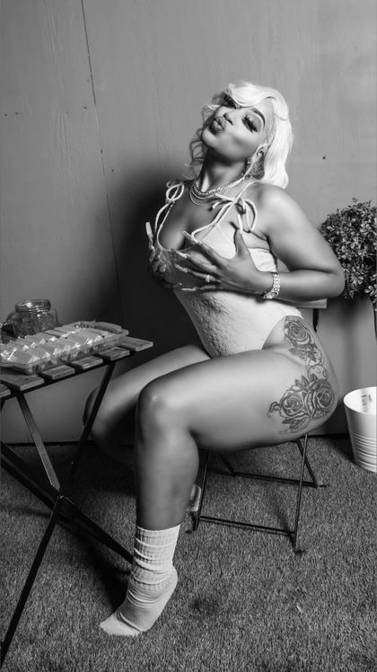 ecstasysan OnlyFans picture