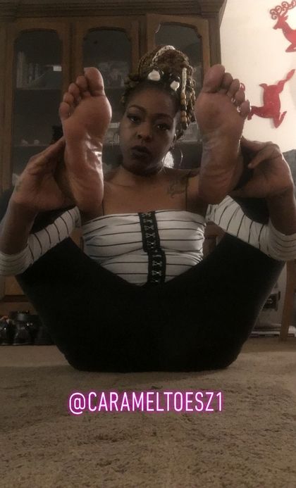 carameltoesz OnlyFans picture