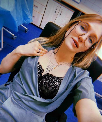 aurelia_hot_nurse OnlyFans picture