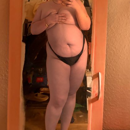 lillyhoe OnlyFans picture