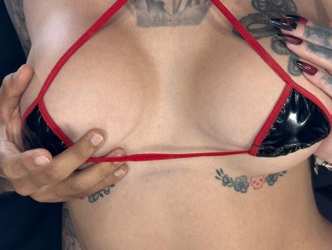 zaritatattoox OnlyFans profile picture