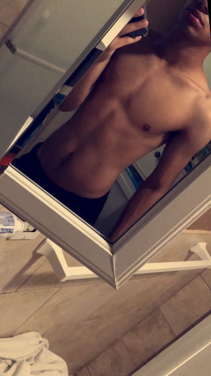lonelystonerxo OnlyFans picture