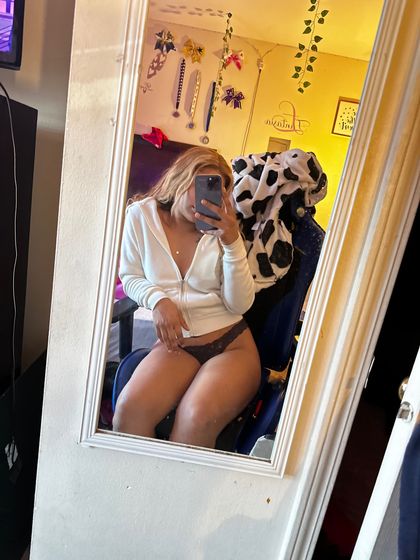 itsme_yelloww OnlyFans picture