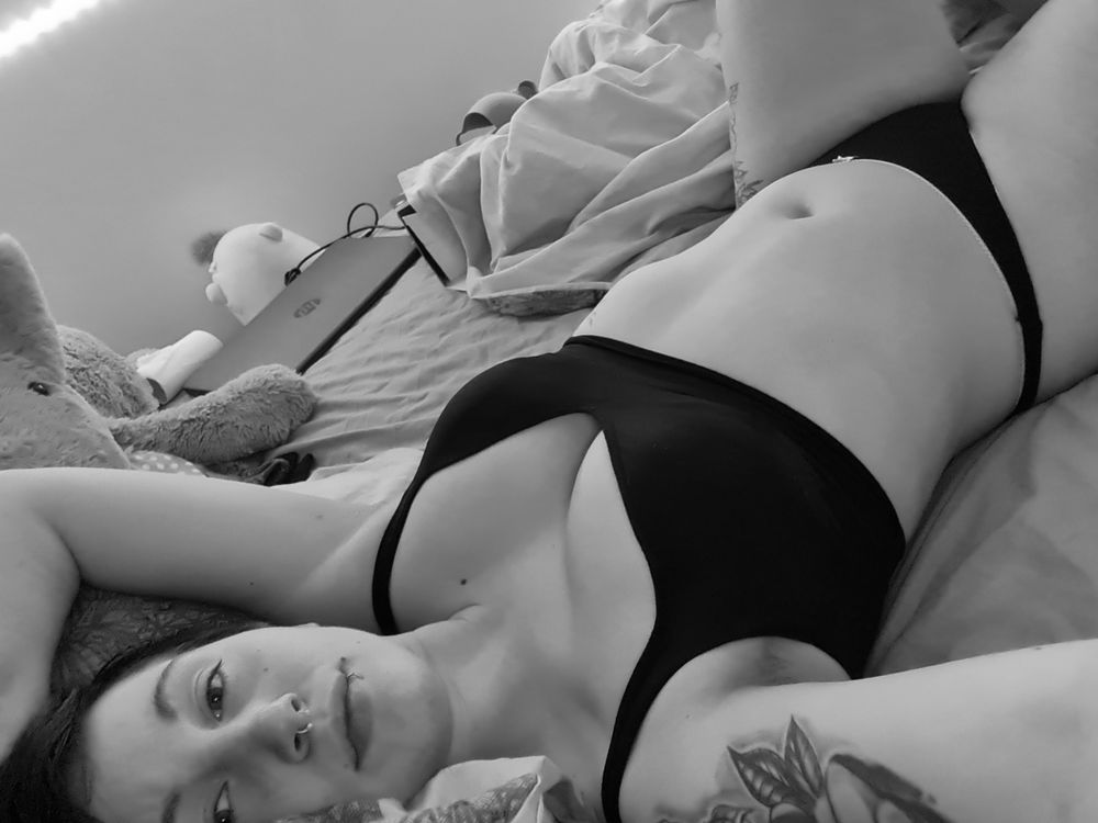 jazzzzval123 OnlyFans profile picture